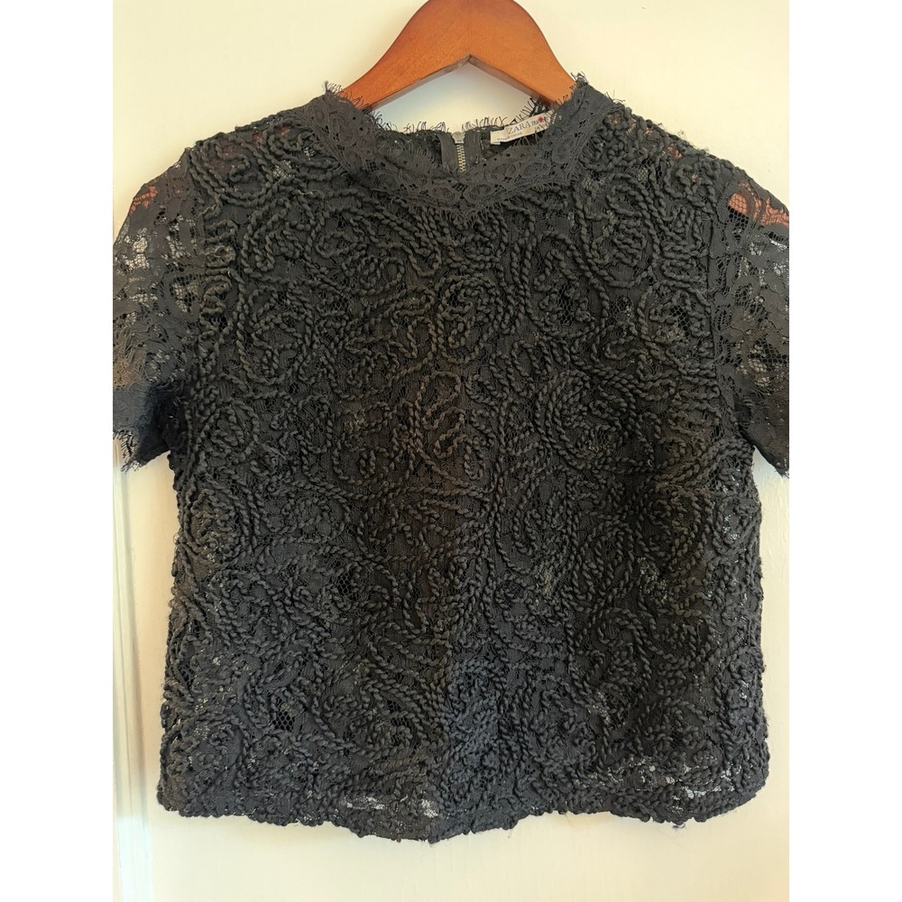 Zara Top Women Medium Black Lace Short Sleeve Zip Back Keywords: Floral, Crochet